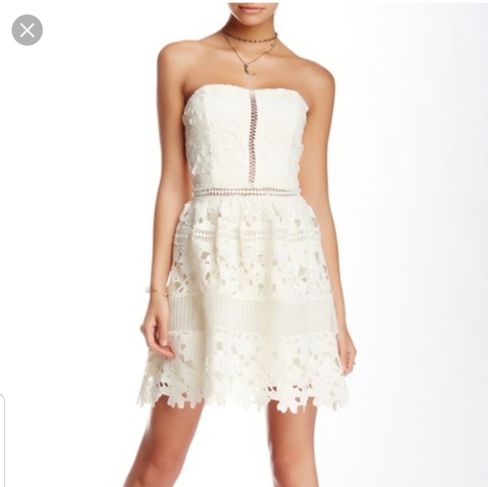Romeo & Juliet Strapless Lace Dress